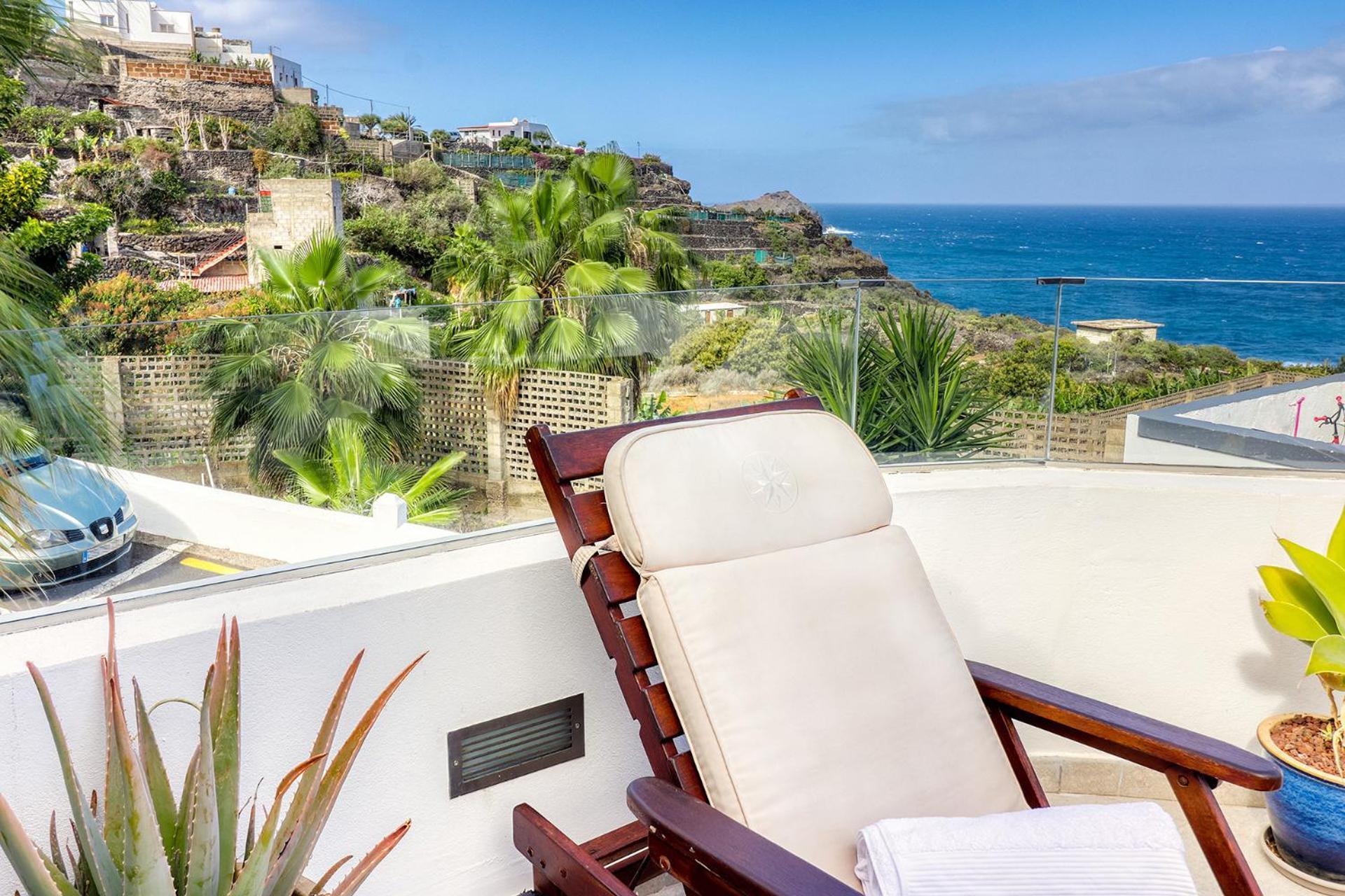 Big Terraced House, 100M To The Beach, With Bbq And Sea View Guincho  ภายนอก รูปภาพ